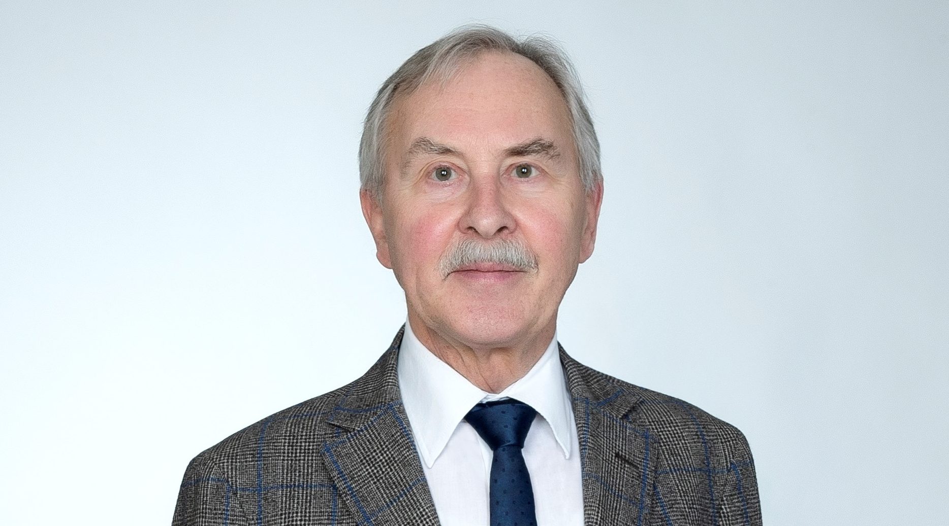 Dr. Wolfgang Lange | Dr. Lange & Wittum
